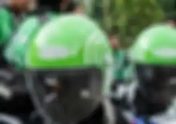 Cegah Penyebaran Virus Corona Penumpang Bawa Helm Sendiri Saat Naik Ojol, Ini Pilihan Tas Helm Keren