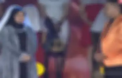 Sudah Punya 3 'Buntut' saat Diselingkuhi Vicky Prasetyo dengan Zaskia Gotik, Mantan Istri Pertama Sang Gladiator Bagikan Kabar Terbaru: Mungkin Trauma ya Mas