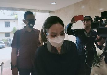 Nobu dan Gisel Kompak Tidak Hadir Sebagai Saksi dalam Sidang Penyebar Video Syur Mereka