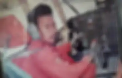 Kerap Ingatkan Shalat 5 Waktu Lewat Status WA, Captain Afwan Tunjukkan Perilaku Ganjil Sebelum Lepas Landas: Kok Tumben Abi Beda...
