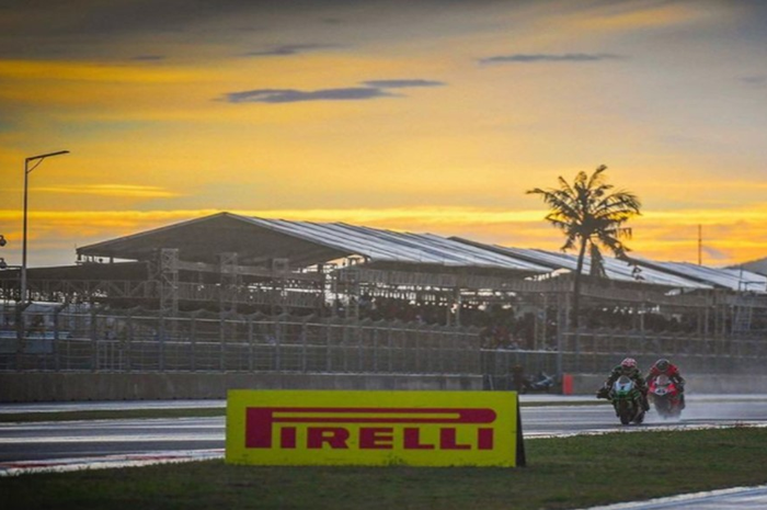 Sirkuit Mandalika yang menjadi venue WSBK Indonesia 2022, turut hadir tokoh agama hingga para santri.