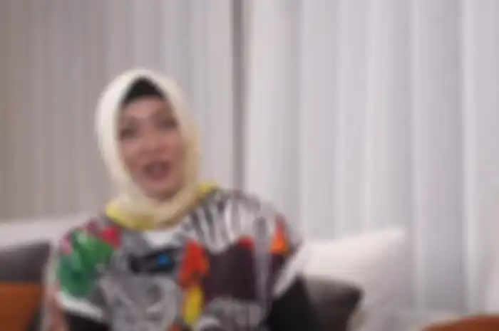 Angelina Sondakh saat hadir di kanal YouTube MAIA ALELDUL TV.