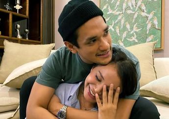 Bagikan Foto Mesra Bareng Afgan di Ulang Tahun ke-34, Rossa Berikan Tanggapan Terkait Kedekatannya dengan sang Penyanyi