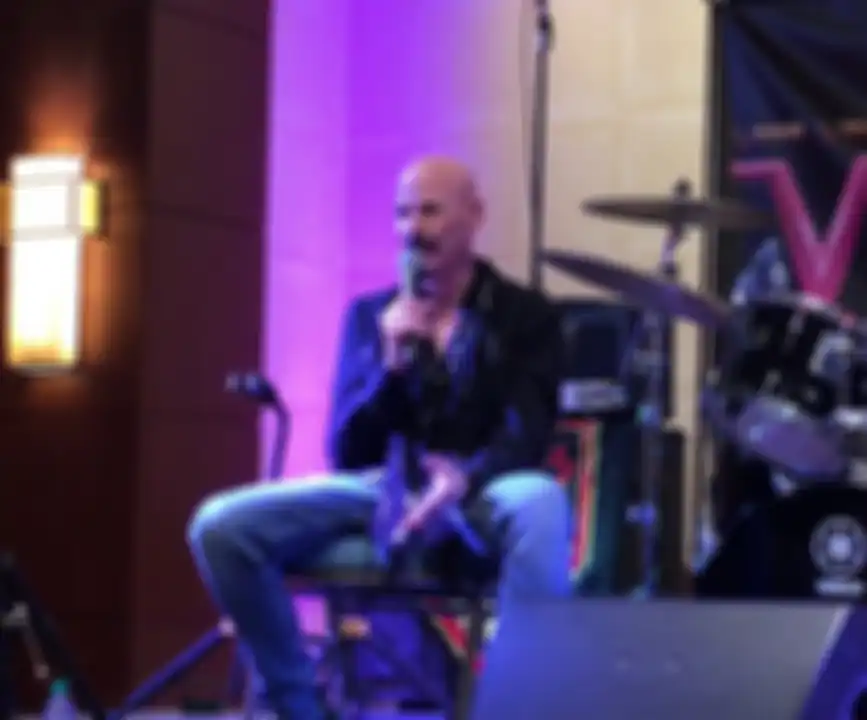 Bob Kulick, pencipta lagu Sweet Victory