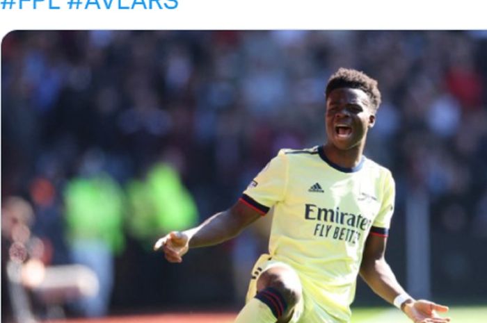 Selebrasi Bukayo Saka usai mencetak gol ke-2000 Arsenal dalam laga pekan ke-30 Liga Inggris saat menghadapi Aston Villa di Stadion Villa Park pada Sabtu (19/3/2022).