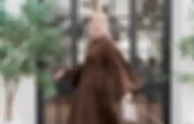 5 Dress Hijab Elegan Buat Kondangan ala Dara Arafah. Stunning!