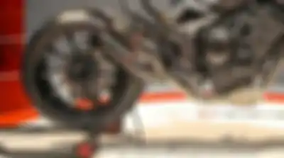 Honda CB4 X Concept menggunakan mesin 998 cc 4-silinder dengan muffler SC Project.