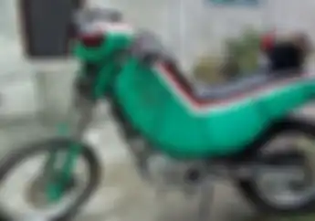 Kocak! Satria Baja Hitam Zaman Now, Bukan Belalang Tempur Malah Naik Motor Bebek