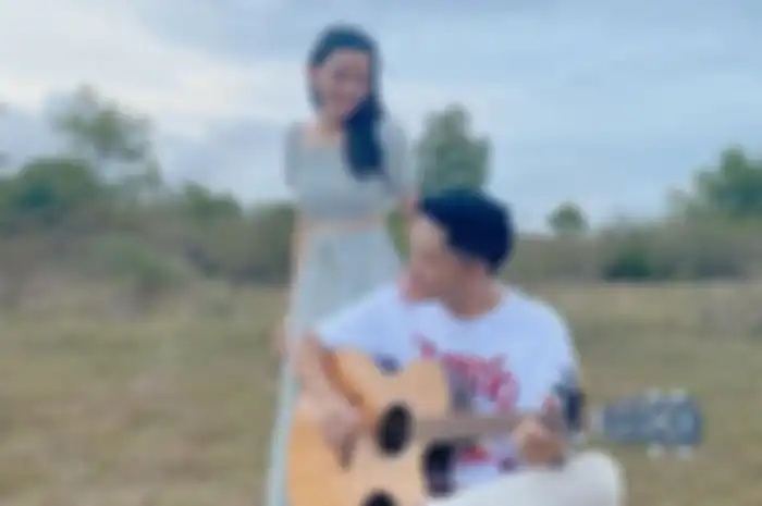 Azriel Hermansyah dan Sarah Menzel