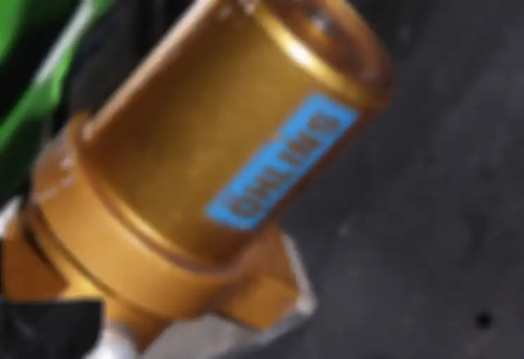 Suspensi belakang pakai Ohlins, pas race 2 dibikin lebih keras. Sesuai permintaan Fadly