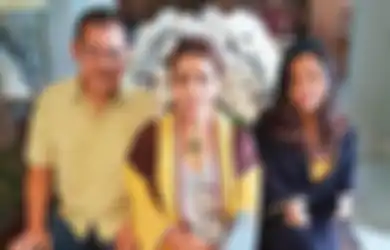 Bergaya Bak Model Profesional, Gaya Putri Bambang Trihatmodjo dan Mayangsari Jadi Sorotan Saat Jalani Pemotretan!