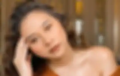 Terinspirasi dari Pengalaman Pribadi, Prilly Latuconsina Coba Peruntungan di Industri Musik