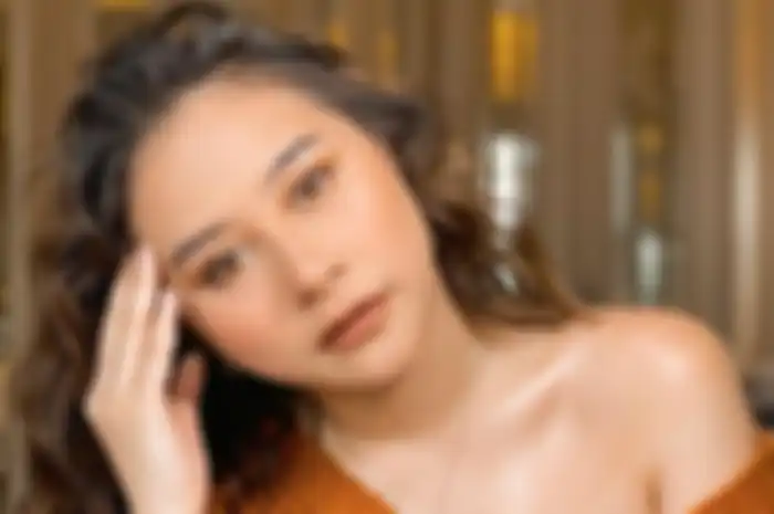 Prilly Latuconsina