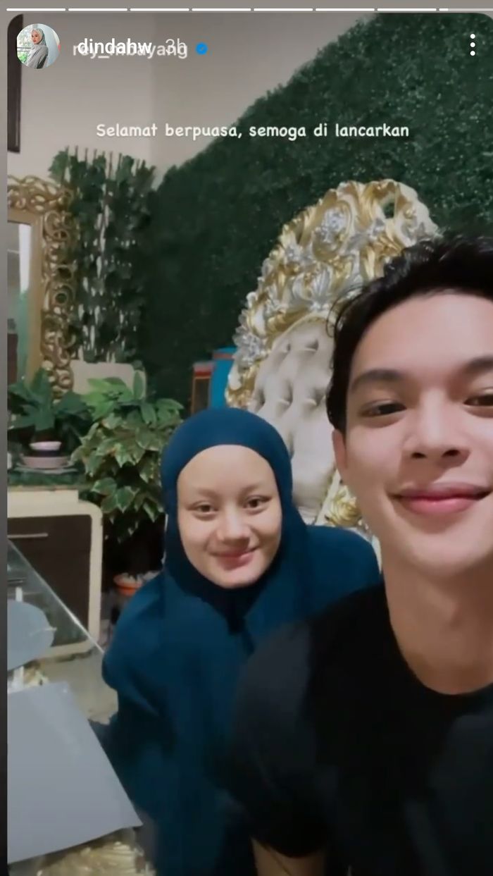 Postingan Rey Mbayang