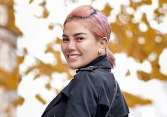 Merasa Huniannya Diawasi Setelah Rumah Nikita Mirzani Didatangi Polisi, sang Nyai Auto Ajak Foto Pria yang Ngaku Jadi Wartawan hingga Ungkap Rasa Kecurigaan Gegara Hal Ini