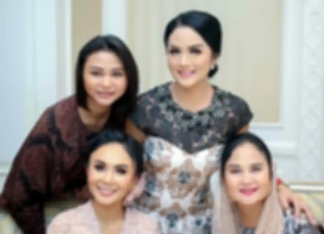 Penampilan Kartika Sary adik Krisdayanti dan Yuni Shara yang sukses jadi pengusaha batu bara sampai properti