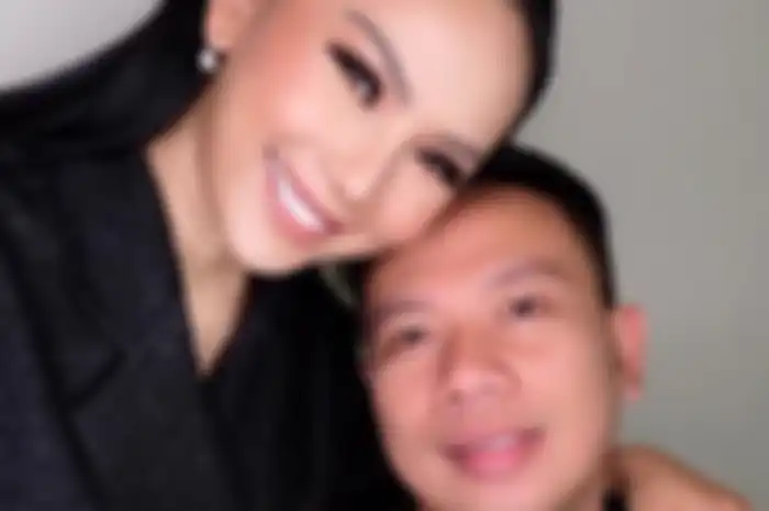 Vicky Prasetyo dan Kalina Ocktaranny
