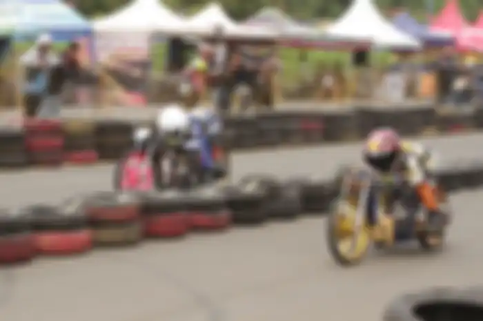 Pembangunan Meikarta terbilang mangkrak sampai diamuk pembeli. Lokasi yang terbengkalai jadi sering digunakan kompetisi, salah satunya Drag Bike.