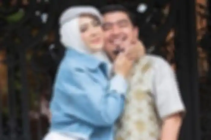 ustaz solmed dan april jasmine 