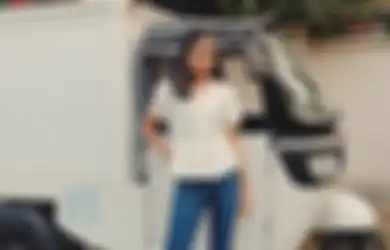 Anak Alya Rohali, Namira Adjani Punya 5 Cara Tampil Chic Pakai Atasan Putih!