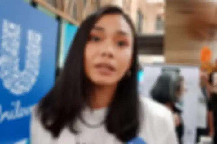 Adinia Wirasti pilah sampah sehari-hari 