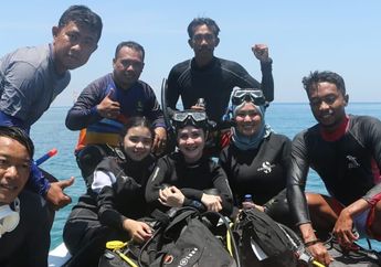 Sibuk Jadi Istri Wagub Jatim, Arumi Bacshin Pamer Rapat Ibu-ibu Ketua Kabupaten se-Madura Sambil Menyelam di Pulau Gili