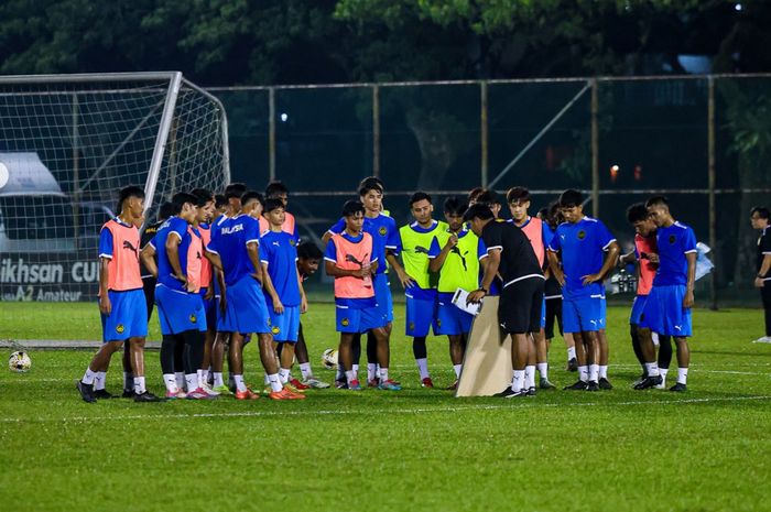 Para pemain Timnas U-23 Malaysia saat menjalani latihan jelang ASEAN Cup U-23 2025.