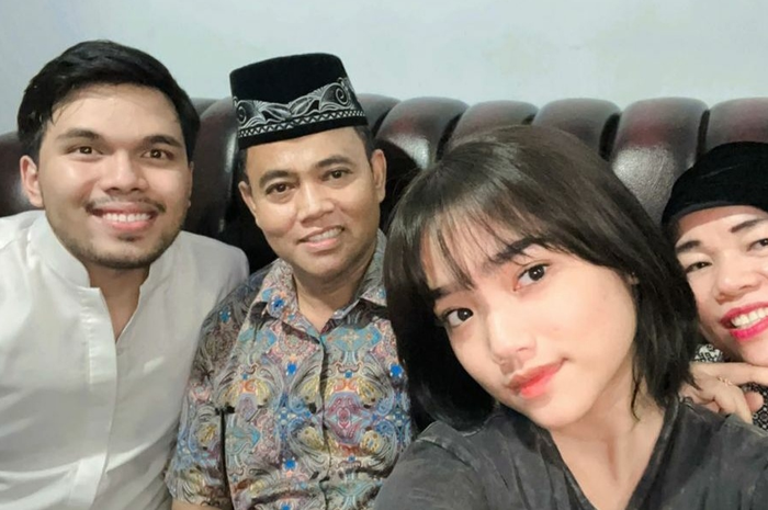 Thariq bertemu orang tua Fuji