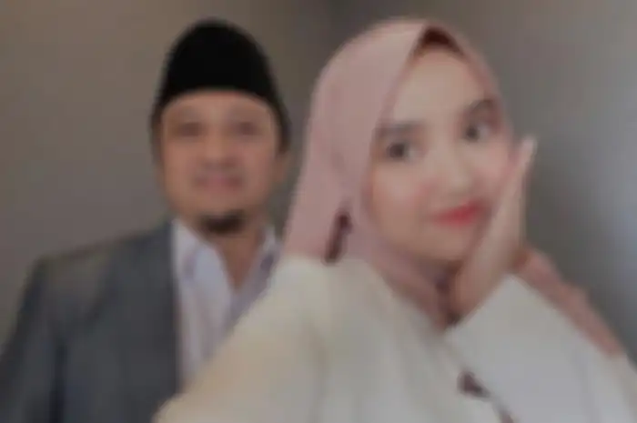 Yusuf Mansur dan sang anak, Wirda Mansur.