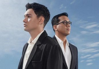 Lebih Menyentuh, Nyoman Paul dan Andi Rianto Sajikan Music Video 'The Way You Look At Me'