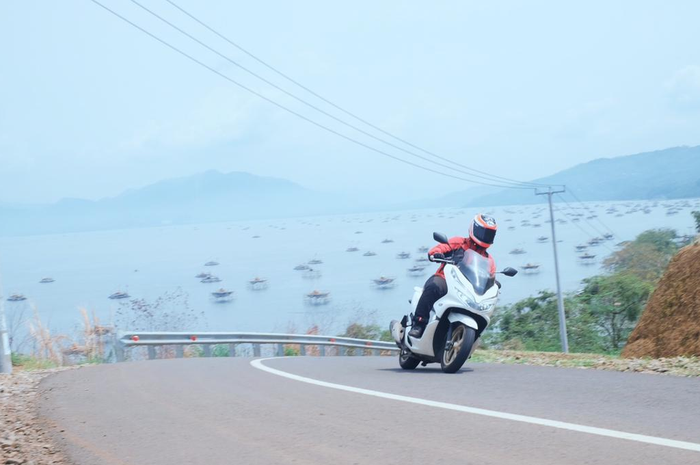 Mau Turing ke Pantai yang Dekat dari Jakarta? Gaskeuun ke Sini Bro!