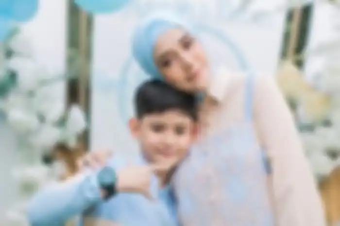 King Faaz bersama Fairuz A Rafiq.
