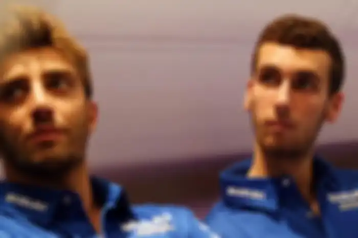 Andrea Iannone dan Alex Rins.