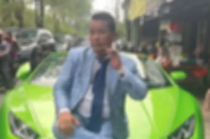 Hotman Paris
