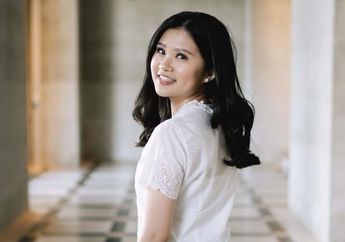 Wajahnya Semakin Cantik Paripurna dan Berseri Usai Dighosting Kaesang Pangarep, Felicia Tissue Cuek Bebek Duduk Ngemper di Pinggir Jembatan Sambil Berangan Jadi Air: Seneng dengan Kesunyiannya!