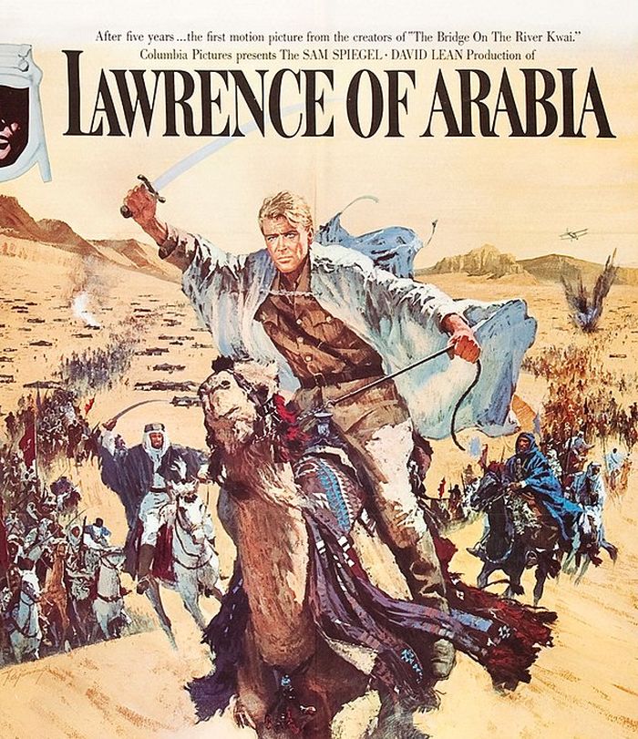Segera setelah perang, Lawrence menjadi tokoh terkenal dalam sejarah dunia. Orang yang bertanggung jawab membuatnya terkenal adalah penulis dan pembuat film Amerika Lowell Thomas.