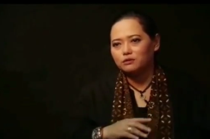 Mbak You ramalkan soal buntut rumah tangga 3 artis kontroversional ini