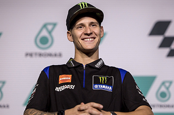 Asa Pembalap Monster Energy Yamaha MotoGP Fabio Quartararo gagalkan Bagnaia jadi juara dunia meski patah jari tangan.