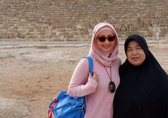 Innalillahi Wa Innailaihi Rojiun, Ibunda Desy Ratnasari Meninggal Dunia di Tengah Ramadan 2022, sang Artis Banjir Kiriman Doa dan Semangat: Semoga Diberi Kesabaran dan Ketabahan!