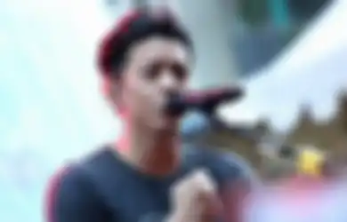 Ariel NOAH Ngotot Tak Akui Dirinya Jadi Pelaku Video Panas Bersama Cut Tari dan Luna Maya Meski Sudah Diputar Tanpa Sensor di Depan Mata, Sarah Amalia Justru Bongkar Fakta Lain Saat Jadi Saksi di Persidangan