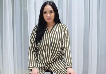 Foto Diapit dengan Alyssa Soebandono dan Oki Setiana Dewi, Nagita Slavina Didoakan Netizen Segera Berhijab