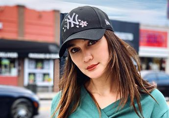 Tak Lulus Kuliah, Dosen Sebut Luna Maya Mahasiswi Cerdas