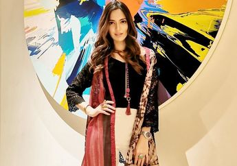 Nia Ramadhani Tampil ala Wanita Paris Pakai Tutleneck, Tas Harga Ratusan Juta yang Dibawanya Malah Bikin Salfok!