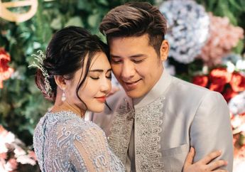 Referensi Model Kebaya untuk Tunangan ala Pedangdut Via Vallen, Tampil Anggun dengan Outfit Biru Muda!