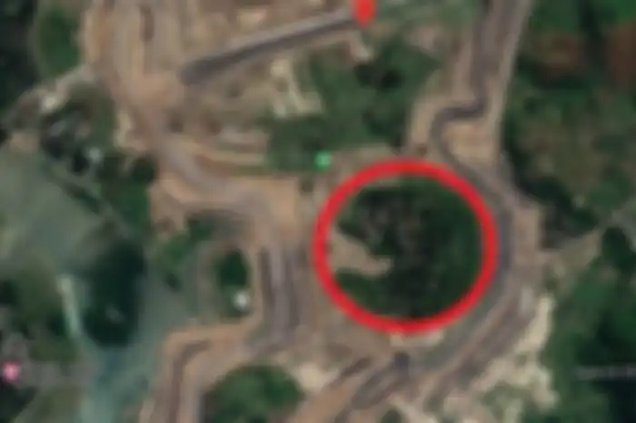 Kisah warga Dusun Bunut bertahan di tengah-tengah Sirkuit Mandalika, keluar masuk rumah harus pakai gelang sakti.
