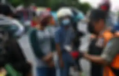 Belum Cukup 3 Kebijakan Jokowi yang Picu Kontroversi, Pakar UI Sebut Akhir Pandemi Dipastikan Molor dari Bulan Juni Jika Pemerintah Nekat Lakukan Hal Ini