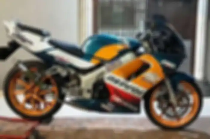 Honda NSR SP 2001 dijual Rp 155 juta