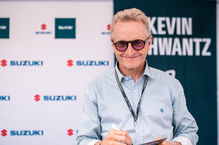 Legenda MotoGP, Kevin Schwantz dikabarkan menjadi kandidat pengganti Davide Brivio di tim Suzuki Ecstar.