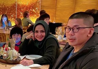 Dipersunting Duda Tajir Sekaligus Eksekutif Perusahaan Dubai, Intip Rumah Mewah Rieta Amilia yang Dilengkapi Lift dan Dipenuhi Deretan Mobil Bergengsi
