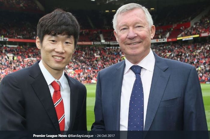 Pelatih legendaris Manchester United, Sir Alex Ferguson, bersama mantan anak asuhnya, Park Ji -sung